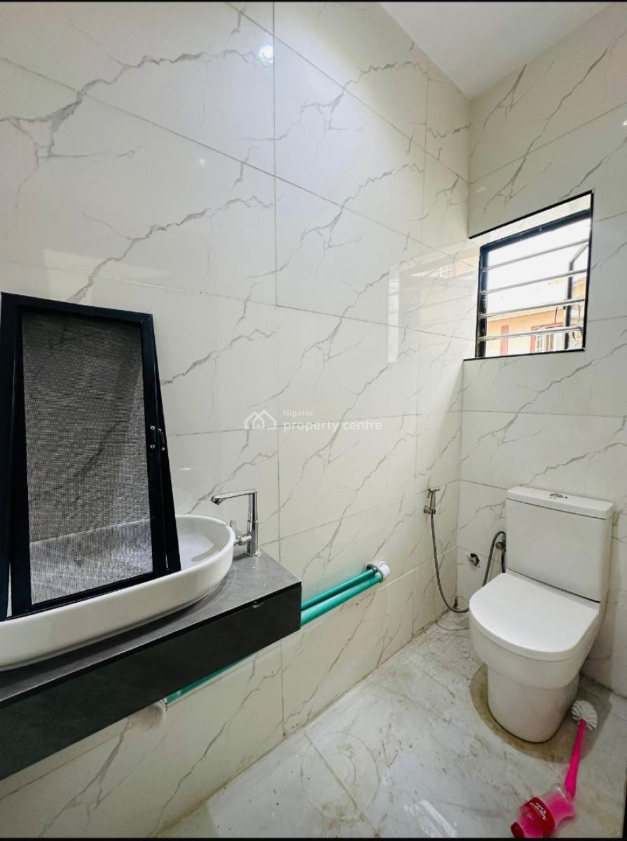 4 Bedroom Detached Duplex with a Bq, Magodo Phase 1, Magodo, Lagos, Detached Duplex for Sale