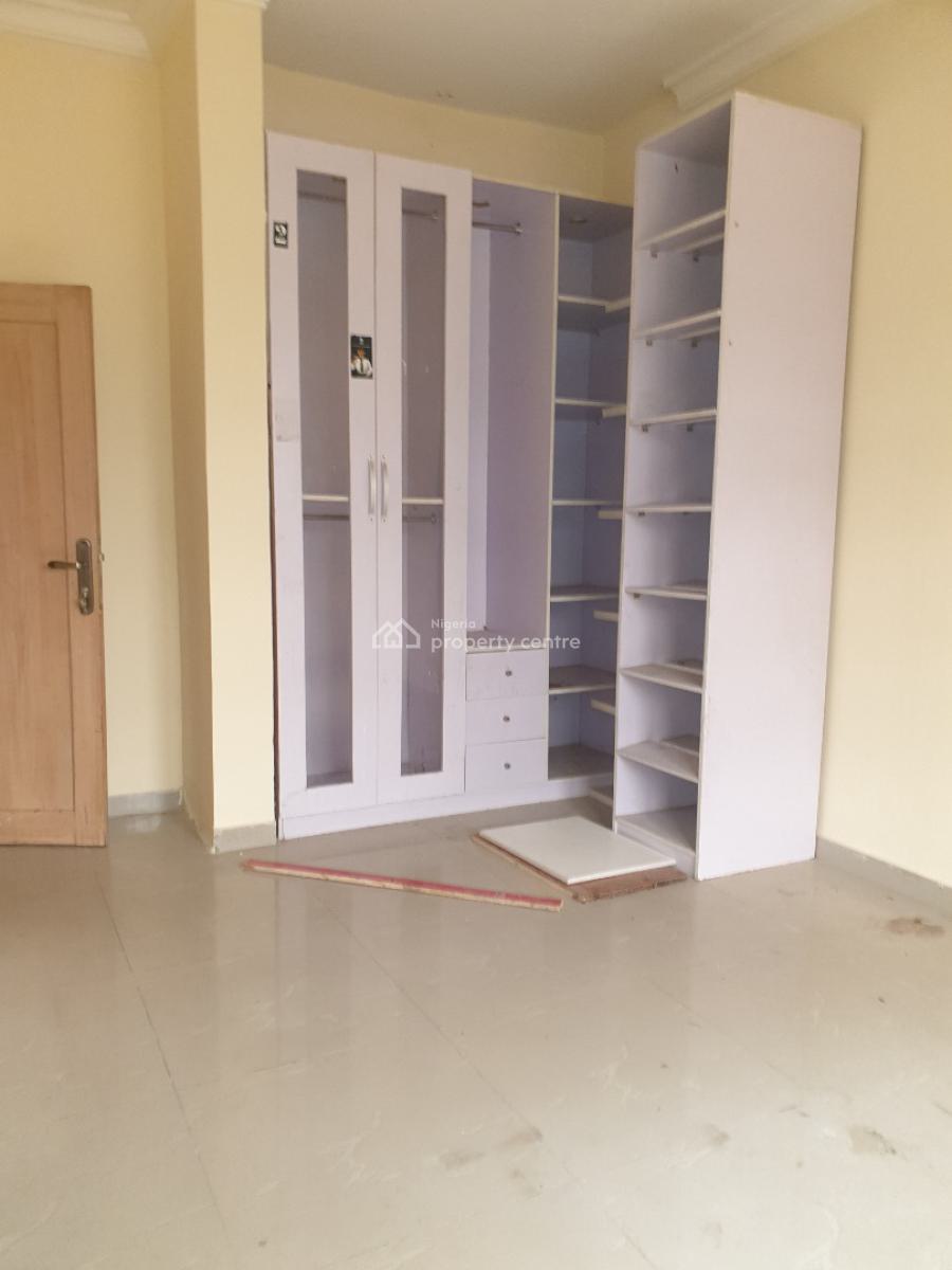 Spacious Paint House 3 Bedroom with a Room Bq, Chevron, Lekki, Lagos, Flat / Apartment for Rent