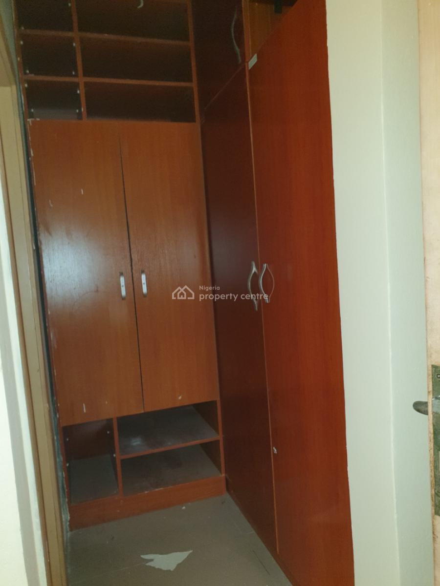 Spacious Paint House 3 Bedroom with a Room Bq, Chevron, Lekki, Lagos, Flat / Apartment for Rent