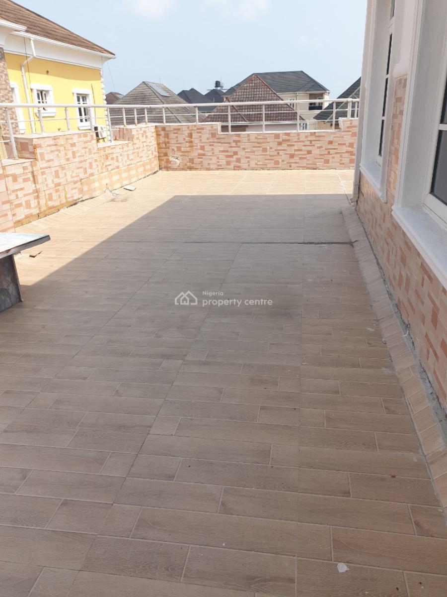 Spacious Paint House 3 Bedroom with a Room Bq, Chevron, Lekki, Lagos, Flat / Apartment for Rent