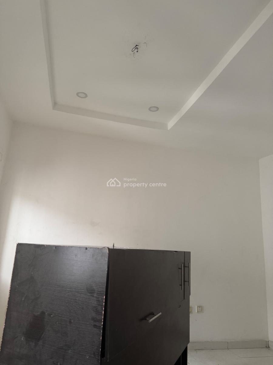 Lovely Built 2 Bedroom Flat with Sleek Finishes., Abraham Adesanya Estate, Ajah, Lagos, Flat / Apartment for Rent