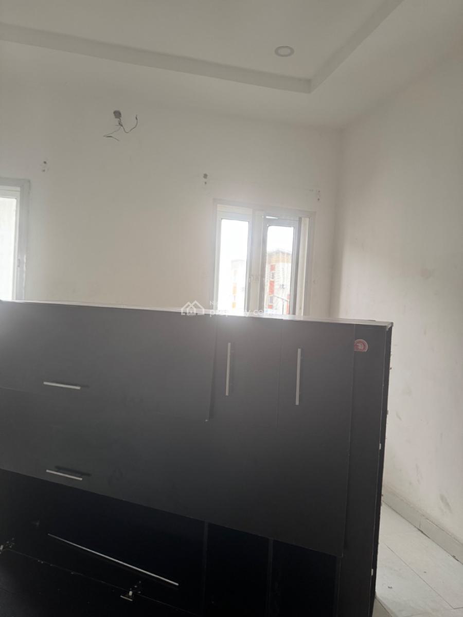 Lovely Built 2 Bedroom Flat with Sleek Finishes., Abraham Adesanya Estate, Ajah, Lagos, Flat / Apartment for Rent