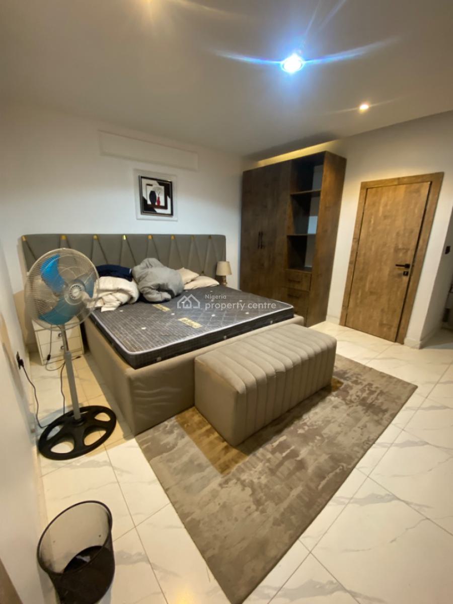 Furnished 2 Bedrooms Apartments with Pool Upstairs, Ologolo, Lekki, Lagos, Flat / Apartment for Rent