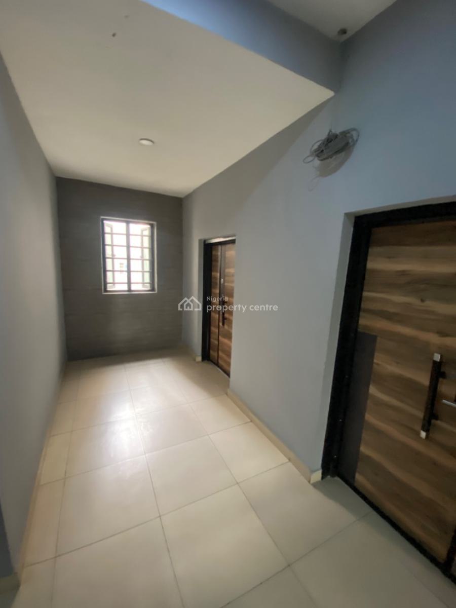 Furnished 2 Bedrooms Apartments with Pool Upstairs, Ologolo, Lekki, Lagos, Flat / Apartment for Rent