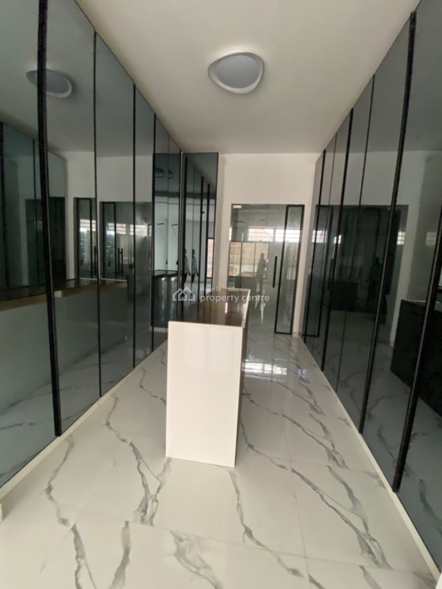 a Contemporary Fully Serviced 4 Bedrooms Terrace Duplex Rooftop Terrac, Gated Estate Osapa London Lekki /estate with Access Code, Osapa, Lekki, Lagos, Terraced Duplex for Sale
