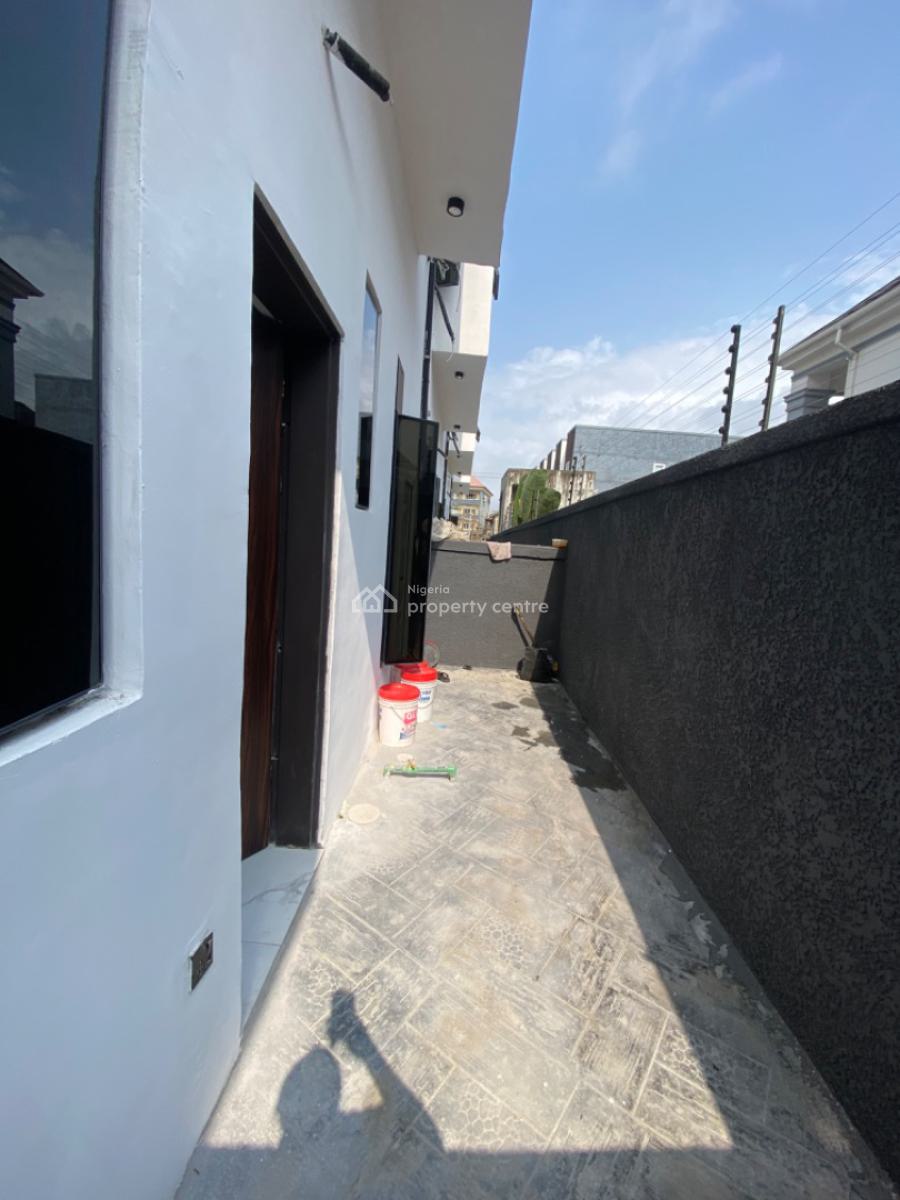 a Contemporary Fully Serviced 4 Bedrooms Terrace Duplex Rooftop Terrac, Gated Estate Osapa London Lekki /estate with Access Code, Osapa, Lekki, Lagos, Terraced Duplex for Sale