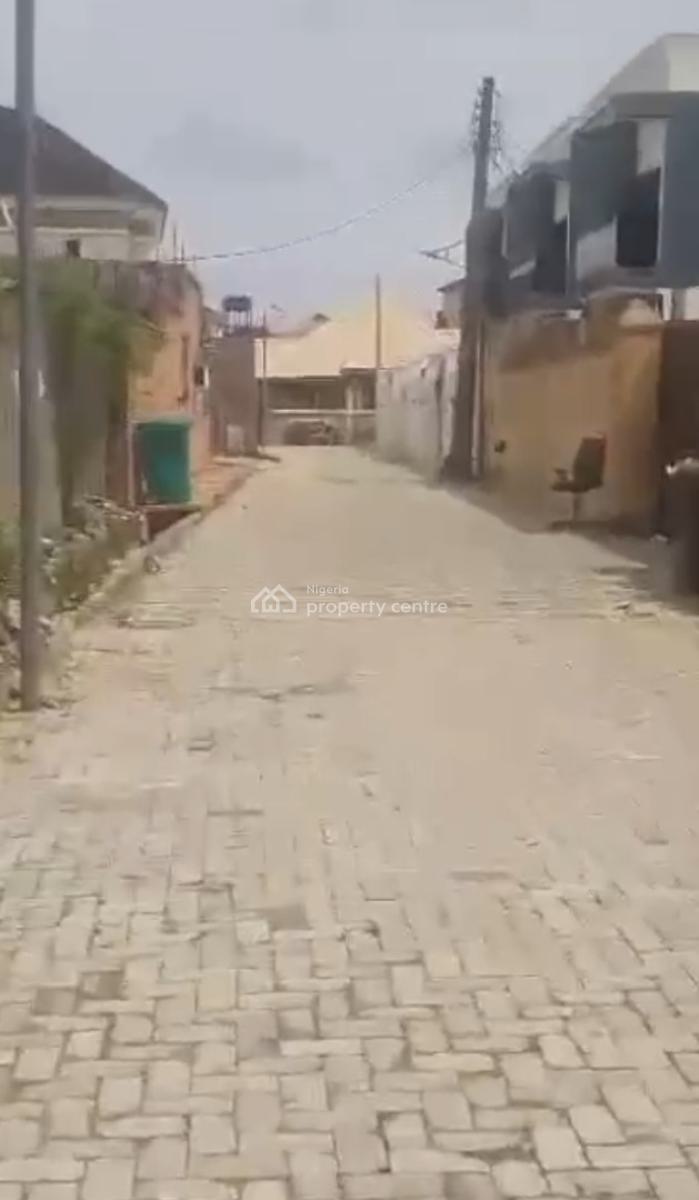 Fenced and Gated Distress 334 Square Meters Land, Peninsula Gardens Estate, Sangotedo, Ajah, Lagos, Residential Land for Sale