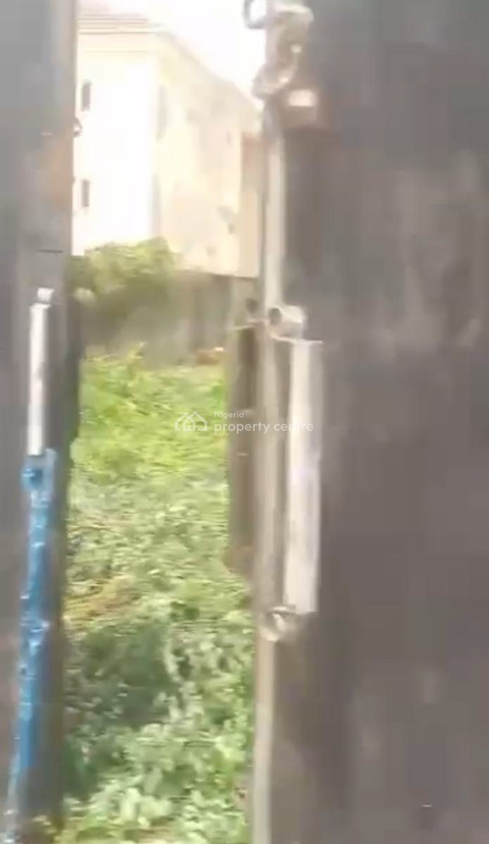 Fenced and Gated Distress 334 Square Meters Land, Peninsula Gardens Estate, Sangotedo, Ajah, Lagos, Residential Land for Sale