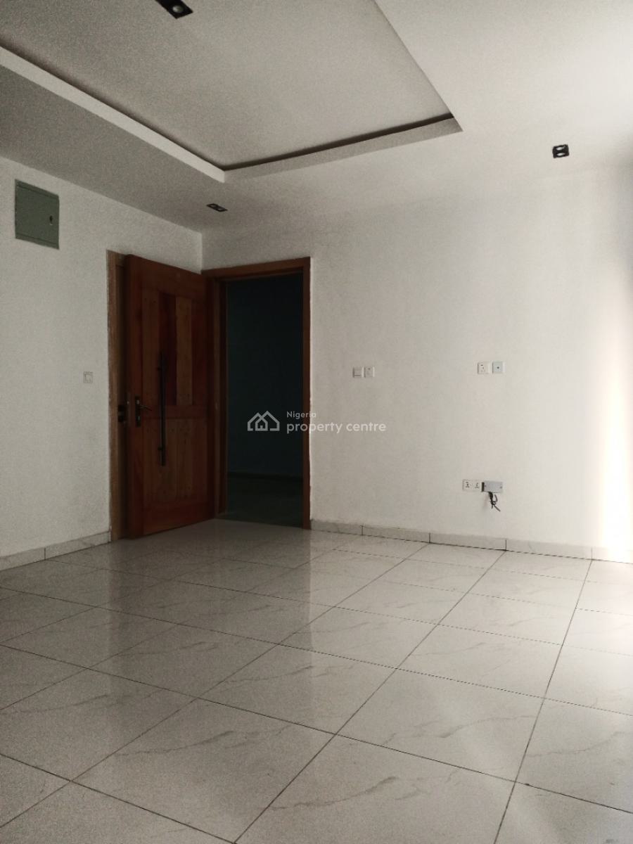 2 Bedroom Apartment with Spacious, Ilasan Axis, Ikate Elegushi, Lekki, Lagos, Block of Flats for Sale