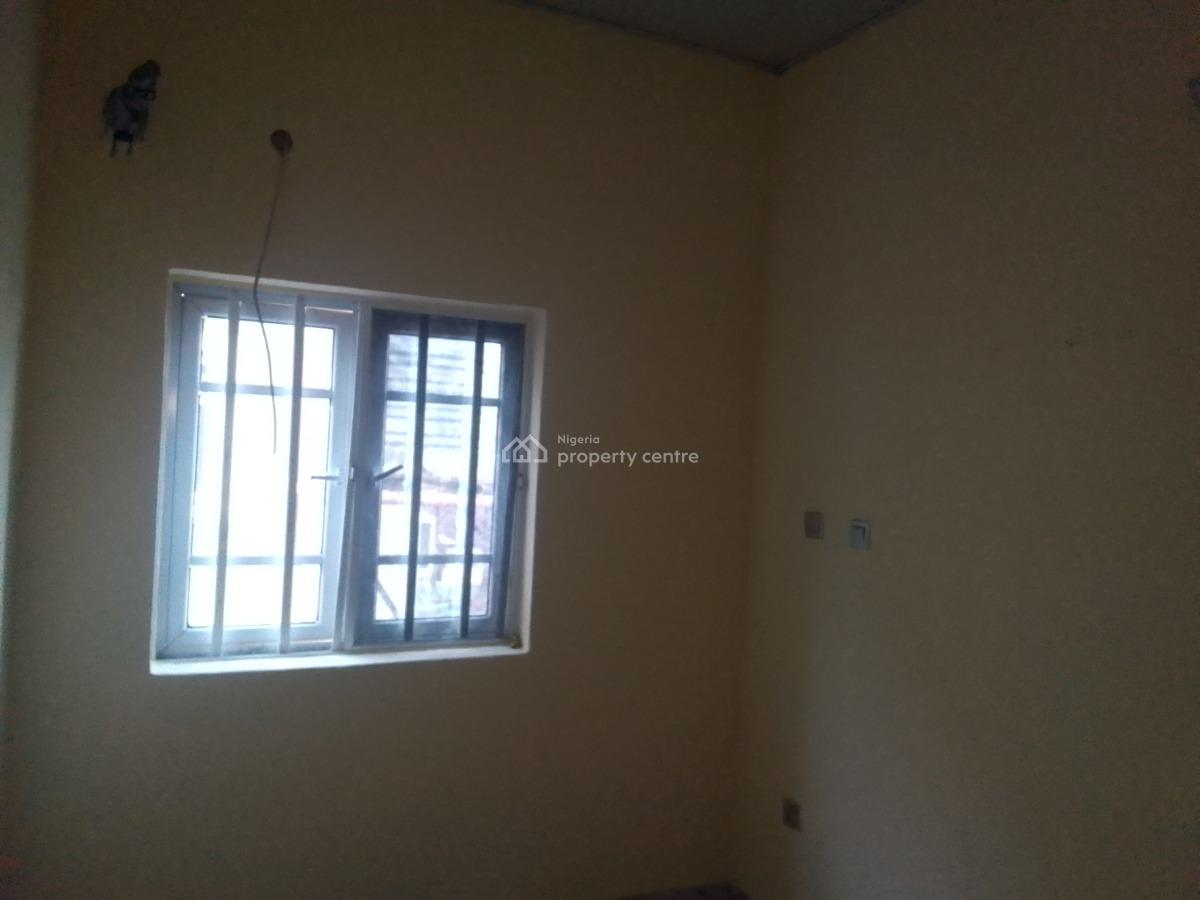 Luxury 2 Bedroom Flat with Excellent Features, Ganiu Adeoye Street, Ogombo, Ajah, Lagos, Flat / Apartment for Rent