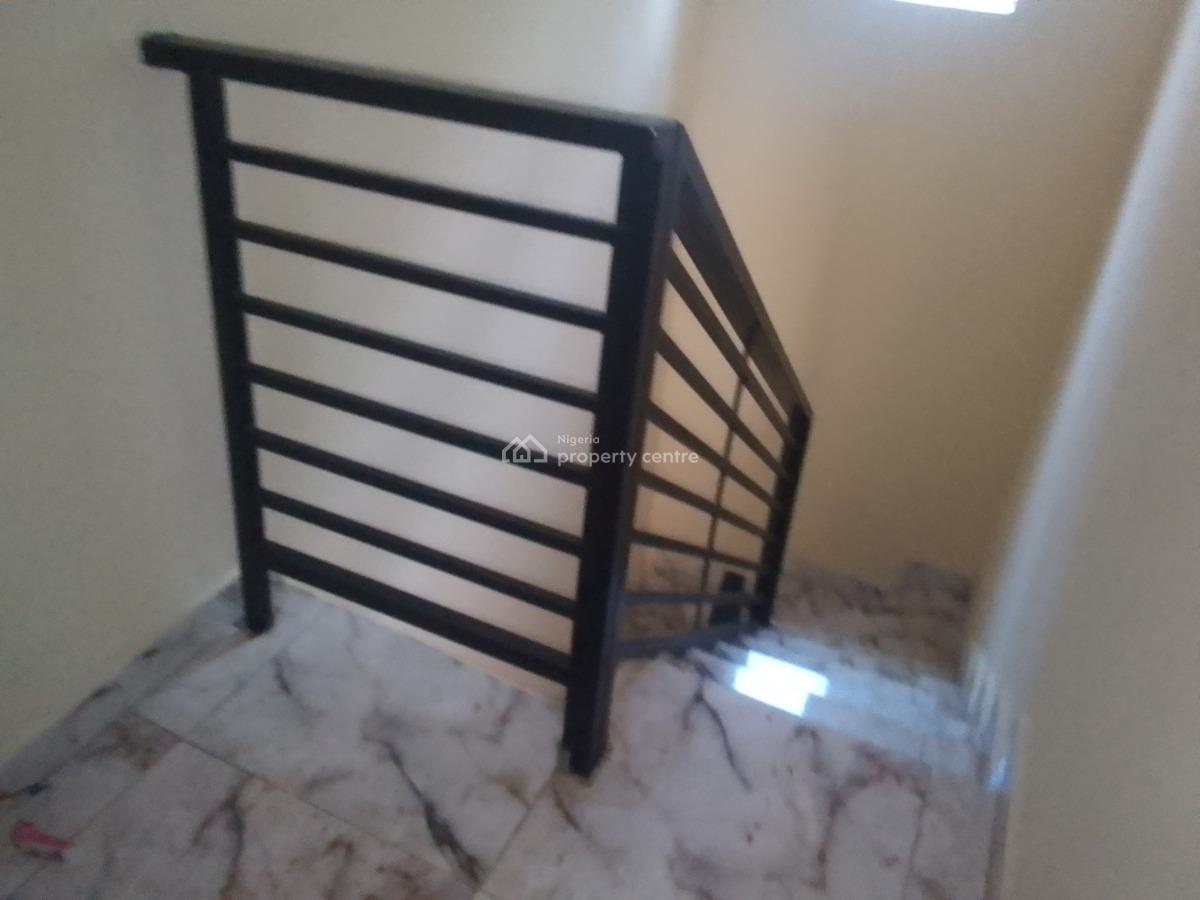 Luxury 2 Bedroom Flat with Excellent Features, Ganiu Adeoye Street, Ogombo, Ajah, Lagos, Flat / Apartment for Rent