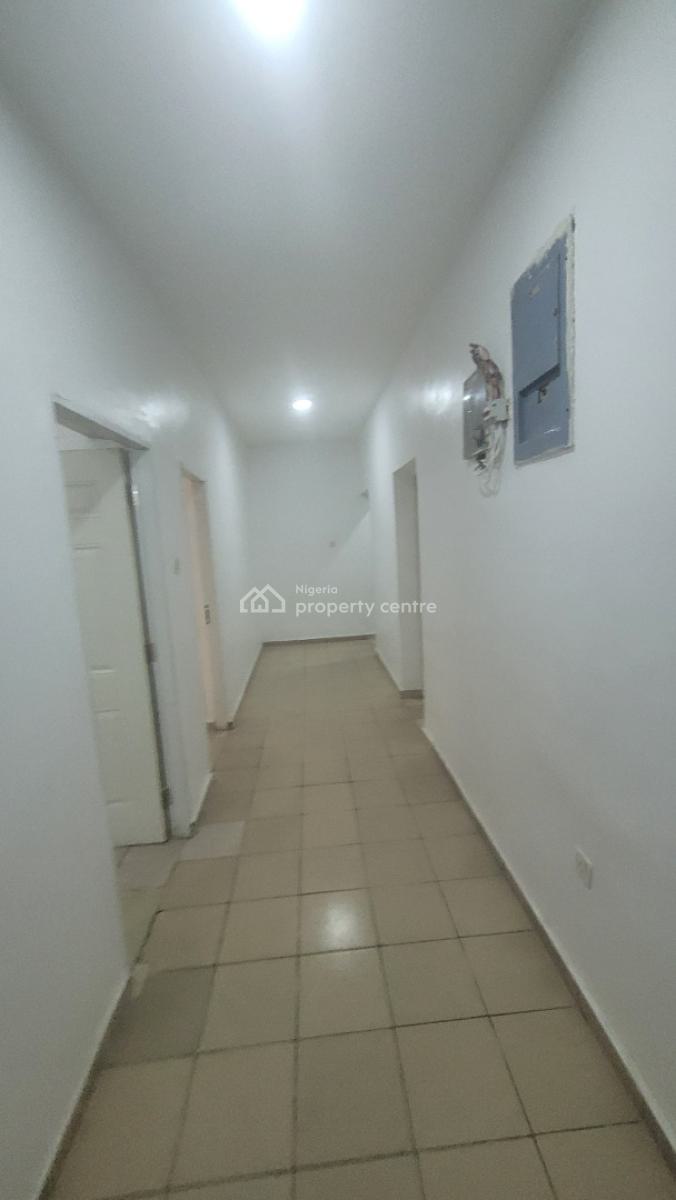 Luxury 3 Bedroom Flat on The G-floor Tarred Road, By Arab, Utako, Abuja, Flat / Apartment for Rent
