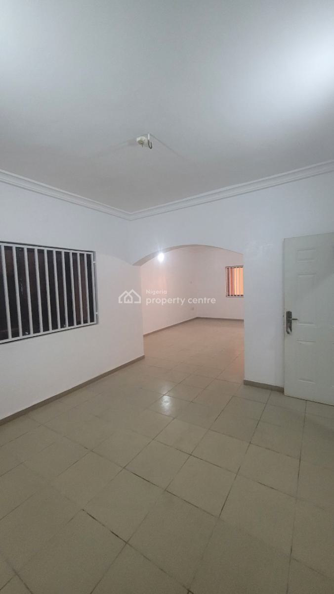 Luxury 3 Bedroom Flat on The G-floor Tarred Road, By Arab, Utako, Abuja, Flat / Apartment for Rent