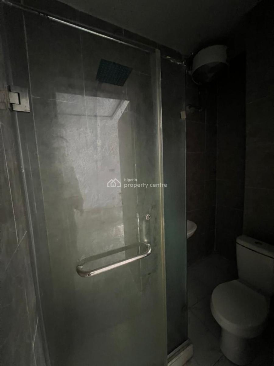 Extremely Spacious Newly Built Mini Flat, Upstairs, Orchid Road, Lekki, Lagos, Flat / Apartment for Rent