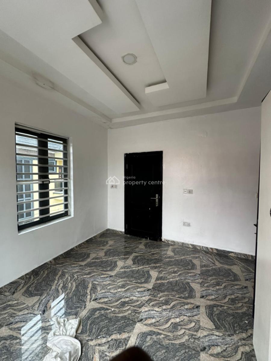 Upstairs Bedroom in a Shared 4 Bedroom Duplex- Video, Thomas Estate, Ajah, Lagos, Self Contain (single Rooms) for Rent