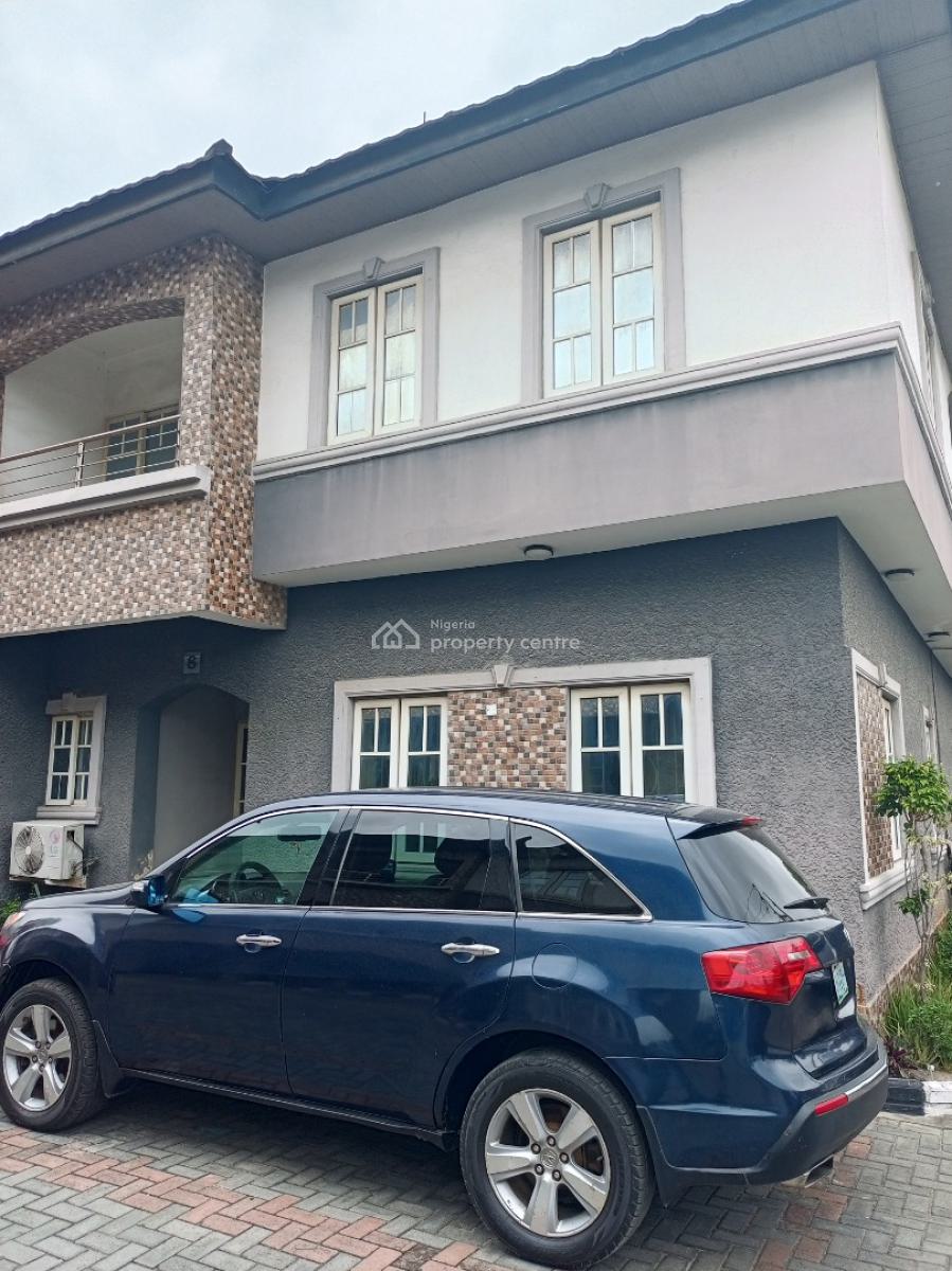 Beautiful 3bedroom Duplex with Big Bq Secured Estate, Osapa, Lekki, Lagos, Semi-detached Duplex for Rent