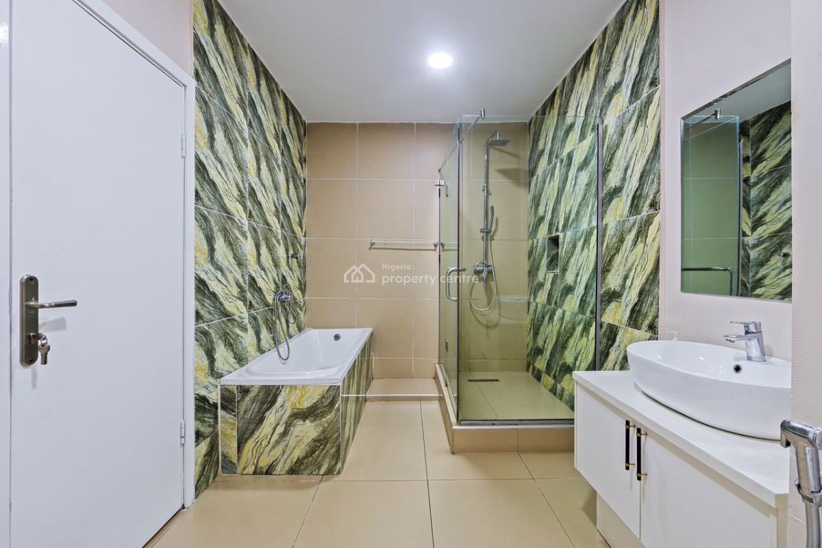 3-bedroom Waterfront Apartment, Lekki Phase 1, Lekki, Lagos, Flat / Apartment Short Let