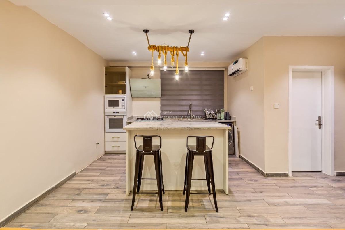 3-bedroom Waterfront Apartment, Lekki Phase 1, Lekki, Lagos, Flat / Apartment Short Let