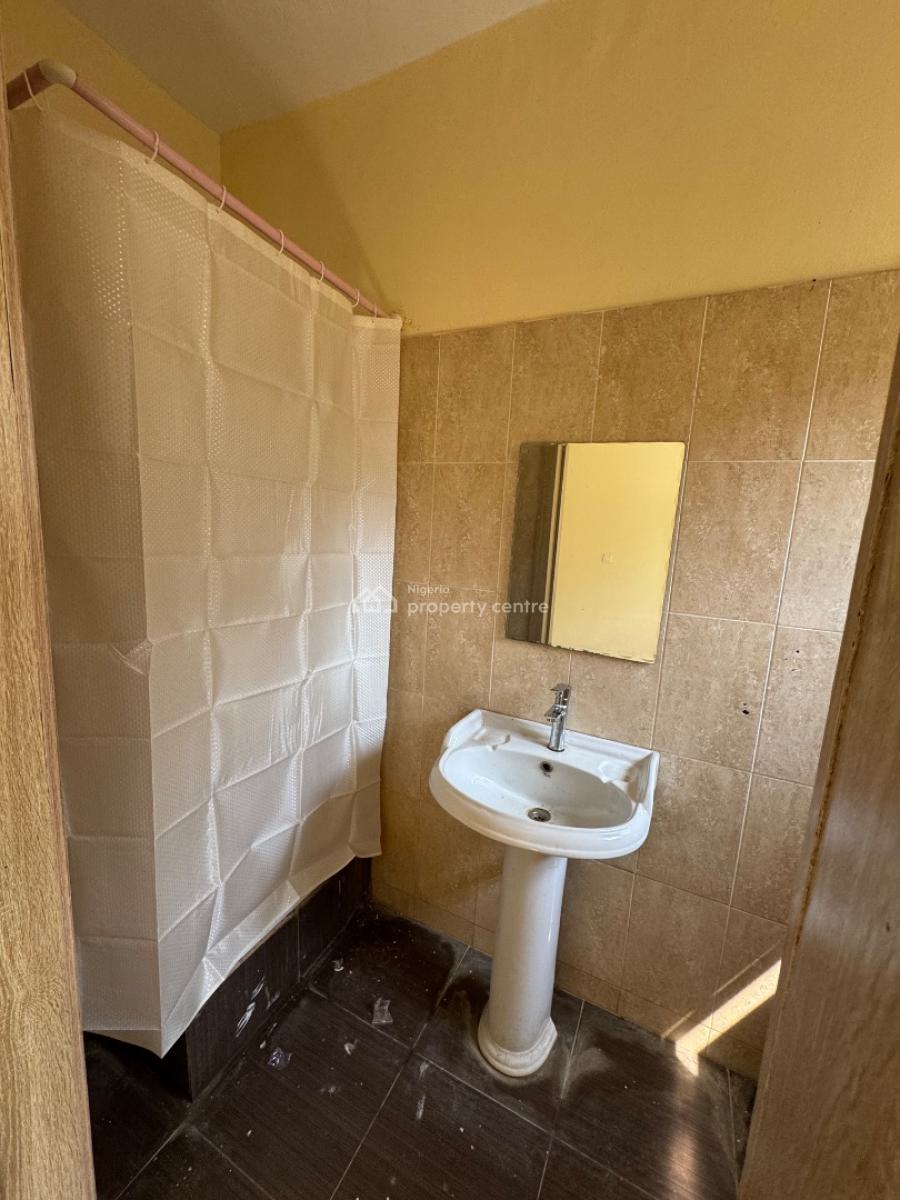 Spacious 3 Bedroom Apartment, Ikota, Lekki, Lagos, Flat / Apartment for Rent