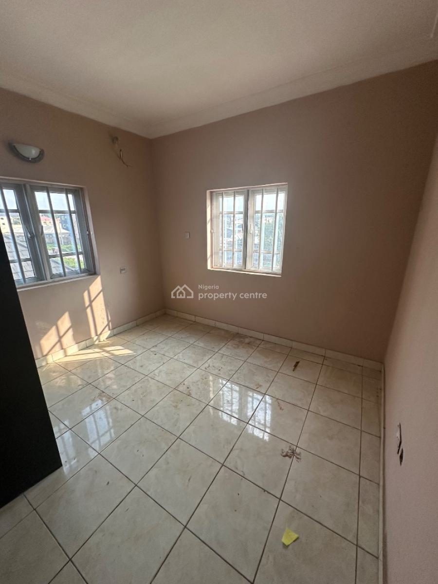 3 Bedroom Apartment in a Decent Location, Around Living Faith Church F01, Fo1 Layout, Kubwa, Abuja, Flat / Apartment for Rent