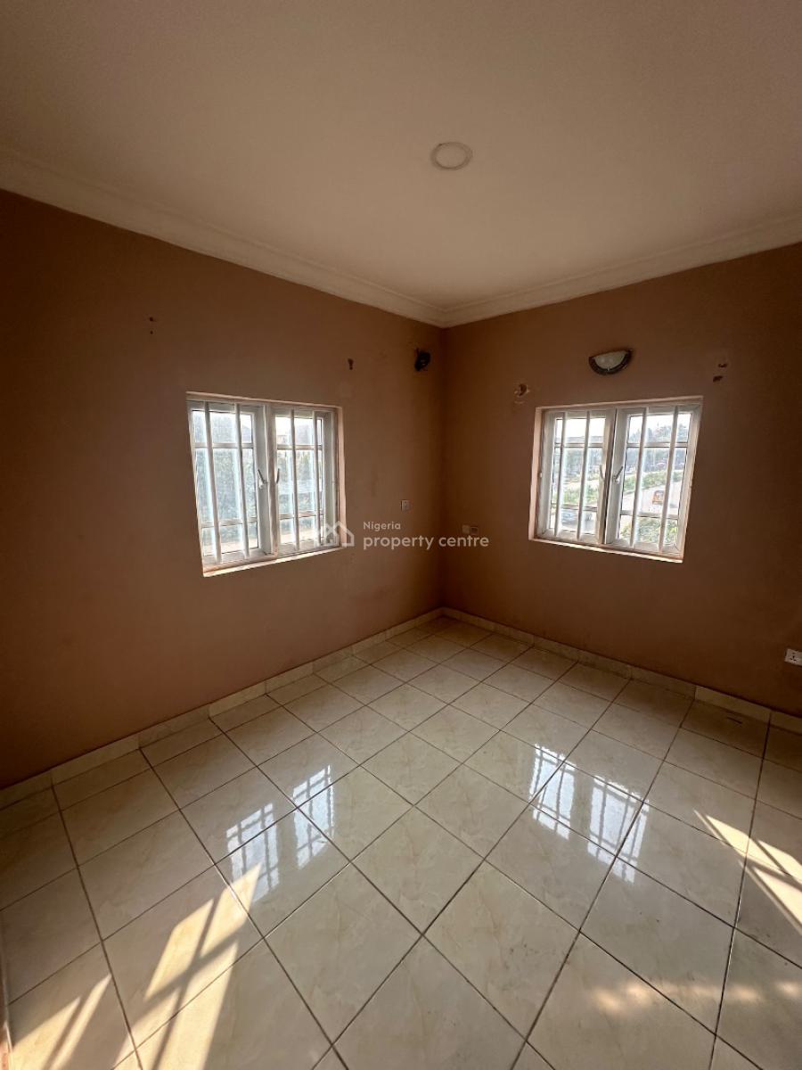 3 Bedroom Apartment in a Decent Location, Around Living Faith Church F01, Fo1 Layout, Kubwa, Abuja, Flat / Apartment for Rent