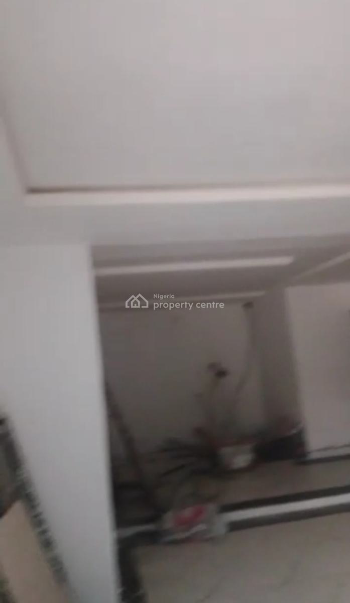 Newly Built 2bedroom All Ensuite Pop, Water Heater, Kitchen Cabinet, Location:-akinwumi Estate Mende Maryland Lagos., Mende, Maryland, Lagos, Flat / Apartment for Rent