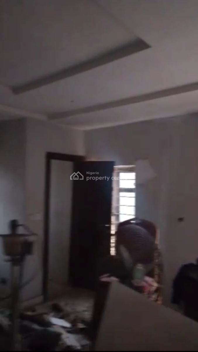 Newly Built 2bedroom All Ensuite Pop, Water Heater, Kitchen Cabinet, Location:-akinwumi Estate Mende Maryland Lagos., Mende, Maryland, Lagos, Flat / Apartment for Rent