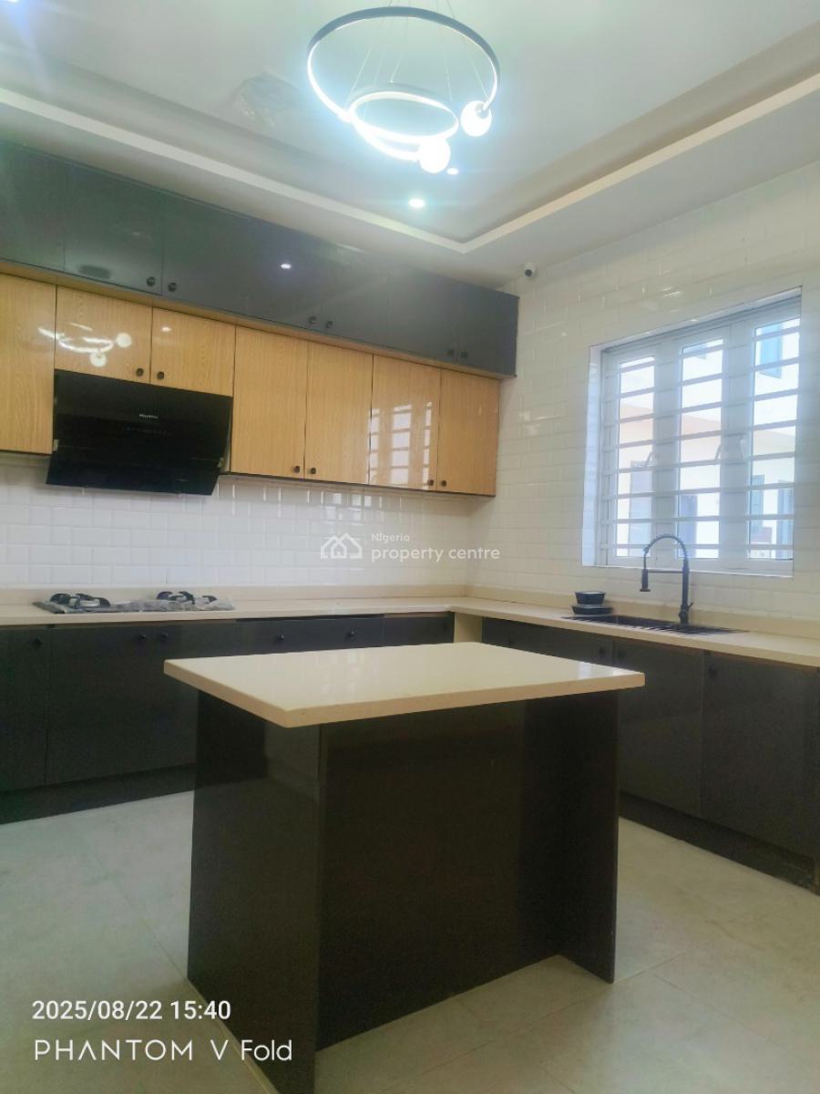 Commercial 5bedroom Fully Detached Duplex with Bq, Lekki Phase 2, Lekki, Lagos, Office Space for Rent