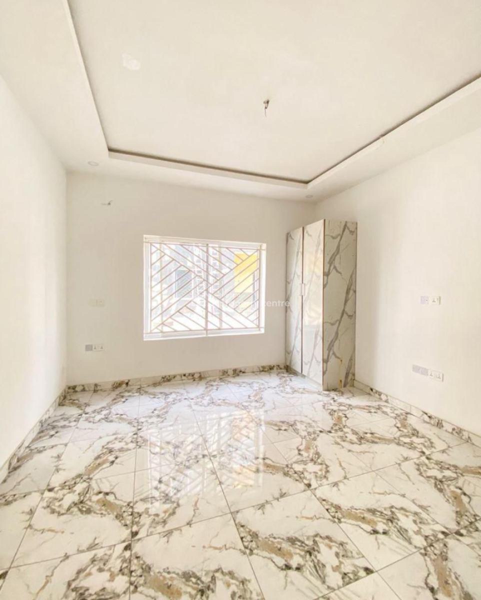 2 Bedrooms Apartment with Bq in a Secured Estate, Ikota, Lekki, Lagos, Flat / Apartment for Rent