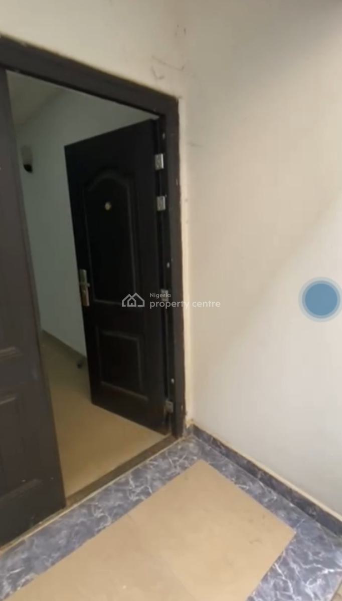 Working Class Lady Needed, Special 1 Bedroom Flat Bq in an Estate, Gwarinpa, Abuja, Flat / Apartment for Rent