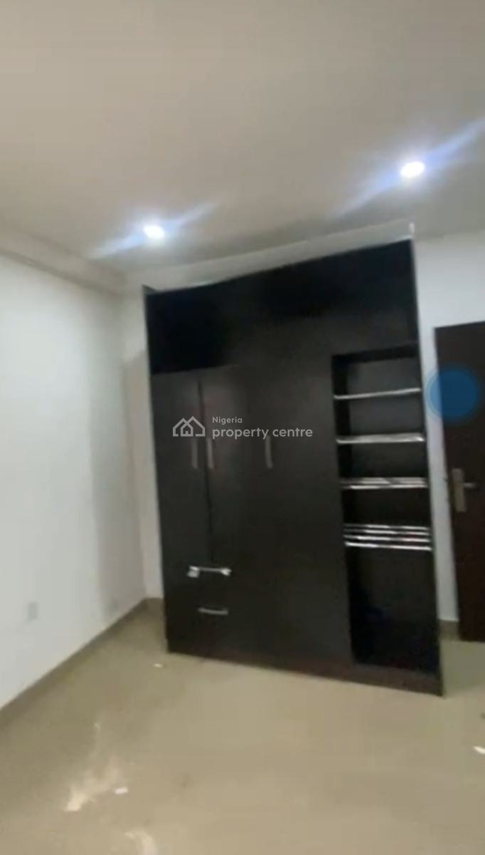 Working Class Lady Needed, Special 1 Bedroom Flat Bq in an Estate, Gwarinpa, Abuja, Flat / Apartment for Rent