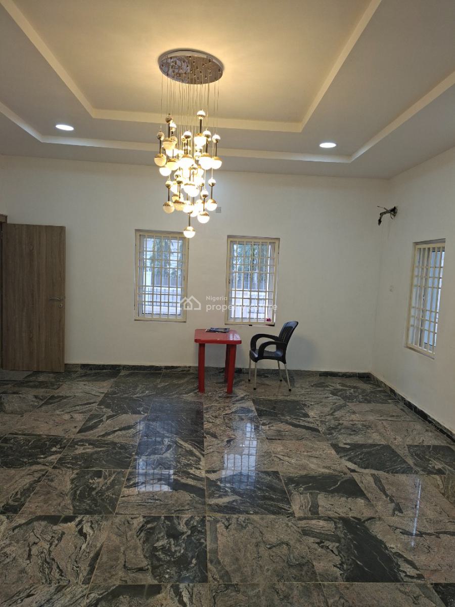 a Tastefully Finished and Comtemporary 5bedroom Fully Detached with Bq, Guzape, Guzape District, Abuja, Detached Duplex for Sale