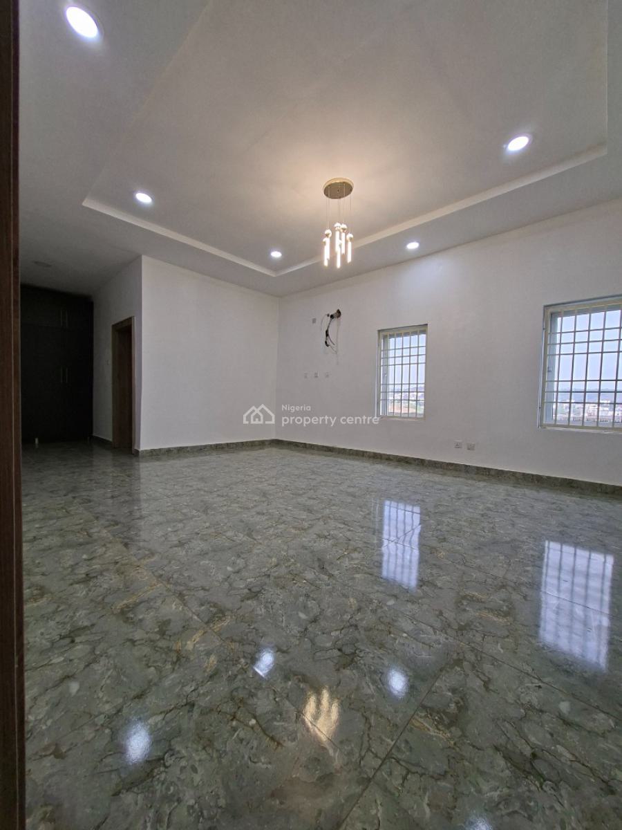 a Tastefully Finished and Comtemporary 5bedroom Fully Detached with Bq, Guzape, Guzape District, Abuja, Detached Duplex for Sale