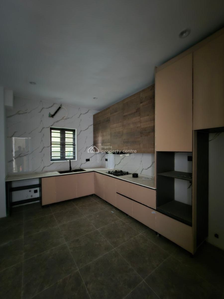 Exquisitely Finished Serviced 2 Bedroom Flat, Lekki Phase 1, Lekki, Lagos, Flat / Apartment for Sale