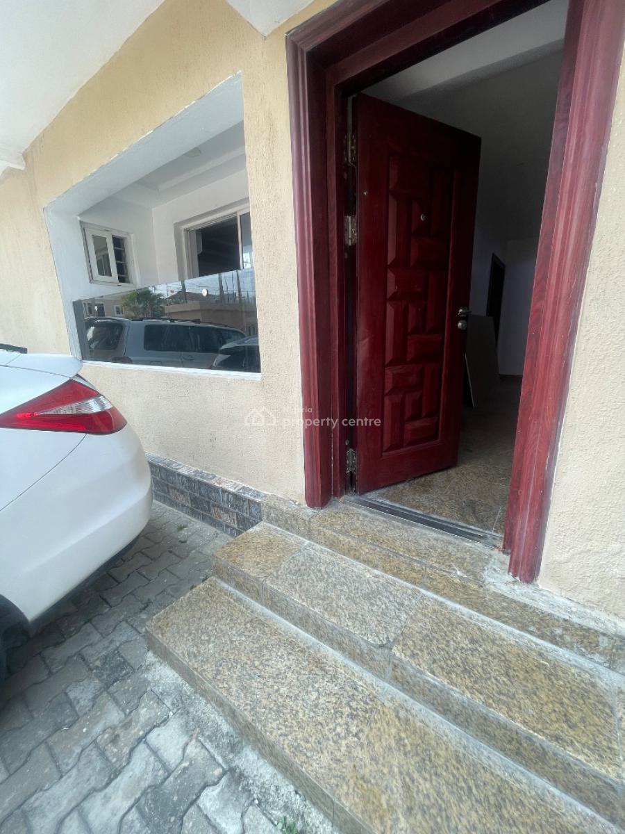 3 Bedroom, Off Admiralty, Lekki Phase 1, Lekki, Lagos, Flat / Apartment for Rent