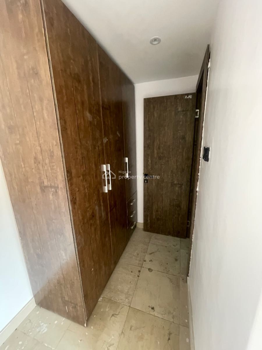3 Bedroom, Off Admiralty, Lekki Phase 1, Lekki, Lagos, Flat / Apartment for Rent