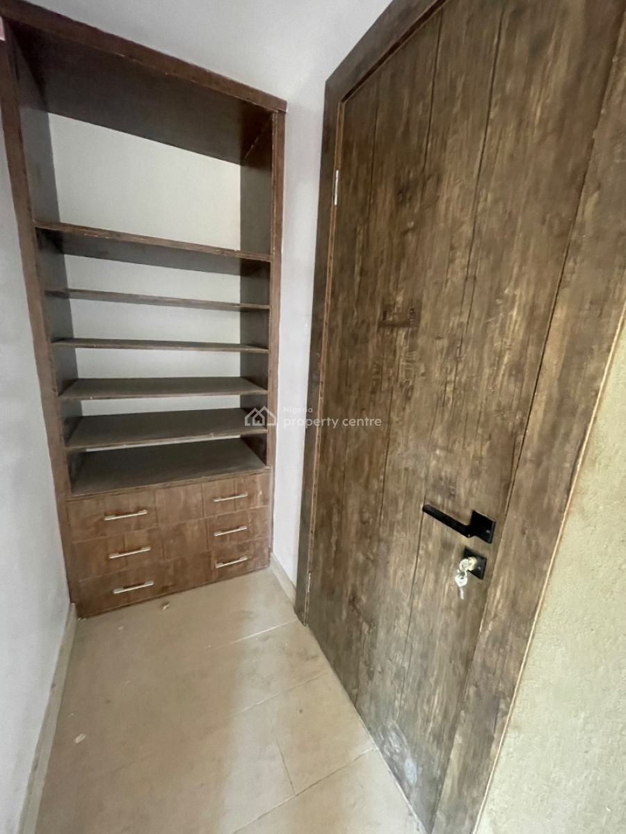 3 Bedroom, Off Admiralty, Lekki Phase 1, Lekki, Lagos, Flat / Apartment for Rent