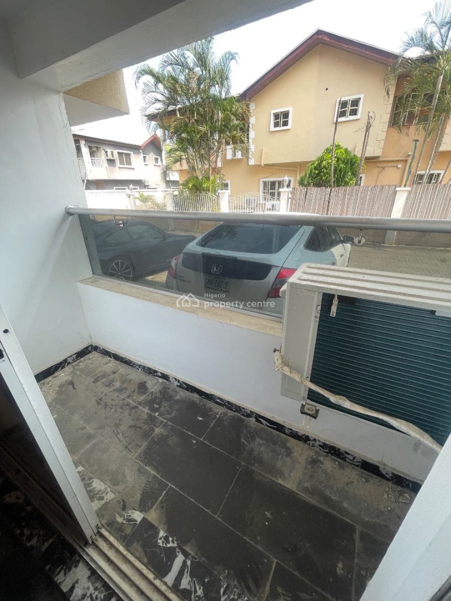 3 Bedroom, Off Admiralty, Lekki Phase 1, Lekki, Lagos, Flat / Apartment for Rent
