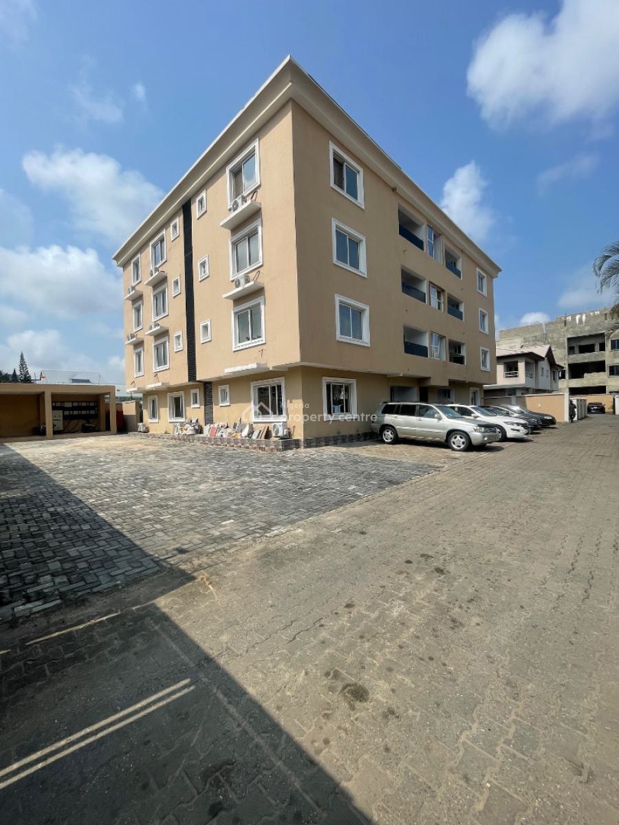 3 Bedroom, Off Admiralty, Lekki Phase 1, Lekki, Lagos, Flat / Apartment for Rent