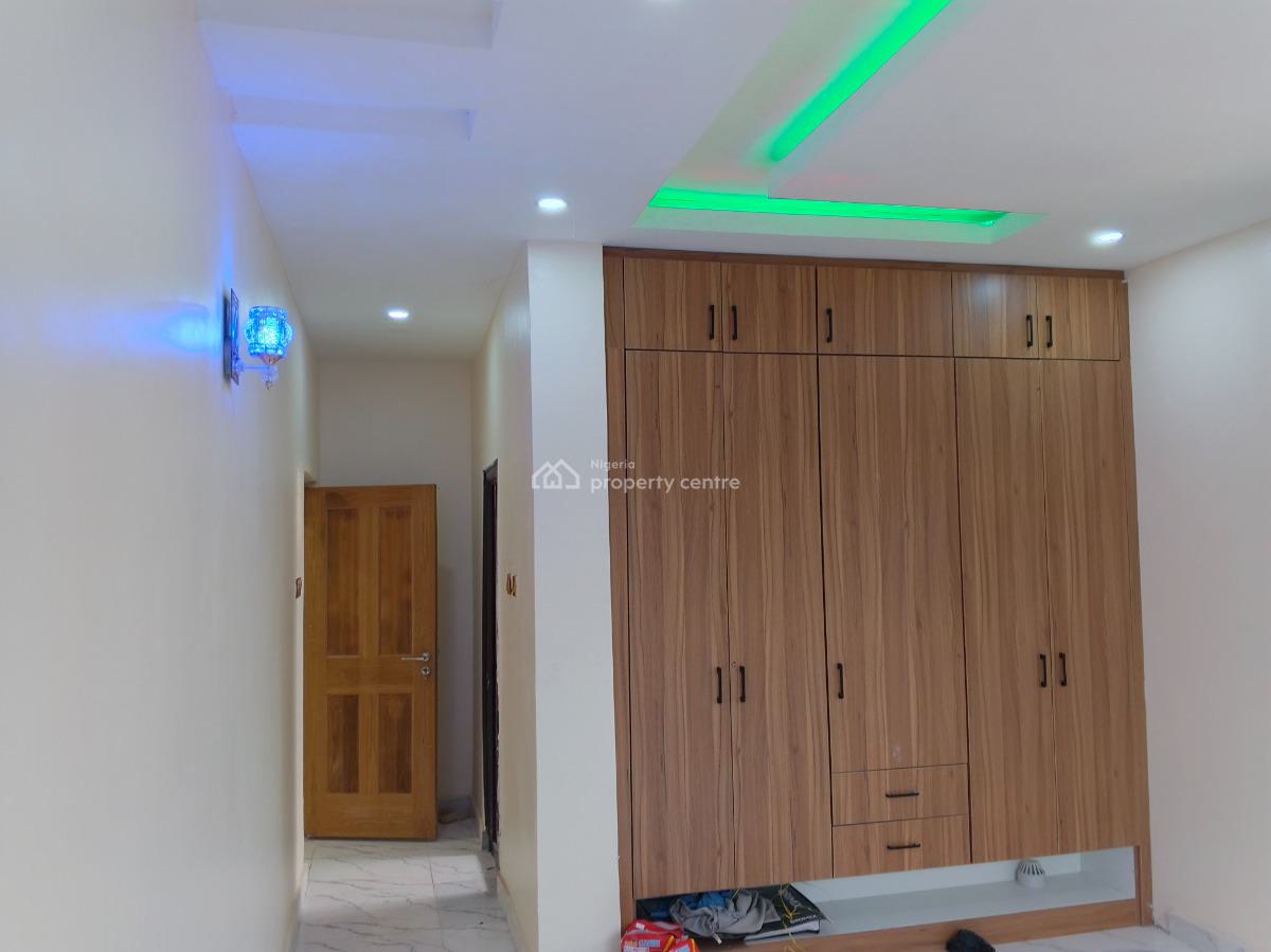Luxury Finished and Spacious 2bedroom Inside Estate., Castle View Estate, Dawaki, Gwarinpa, Abuja, Flat / Apartment for Rent