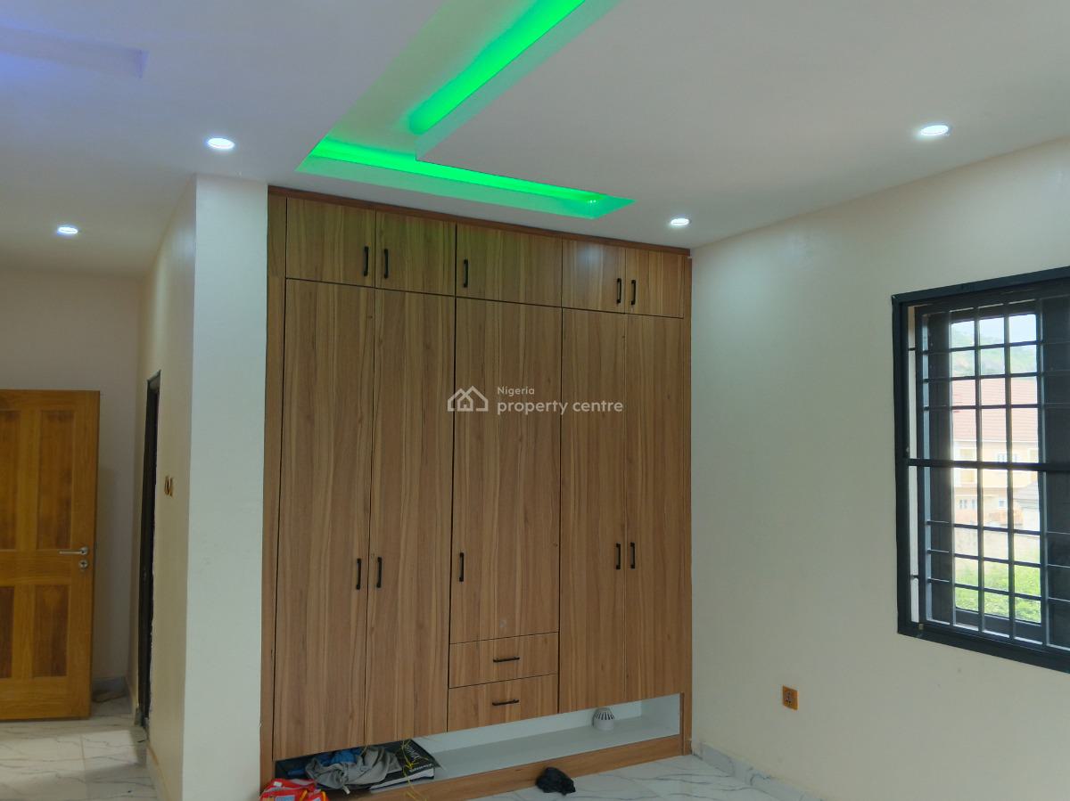 Luxury Finished and Spacious 2bedroom Inside Estate., Castle View Estate, Dawaki, Gwarinpa, Abuja, Flat / Apartment for Rent