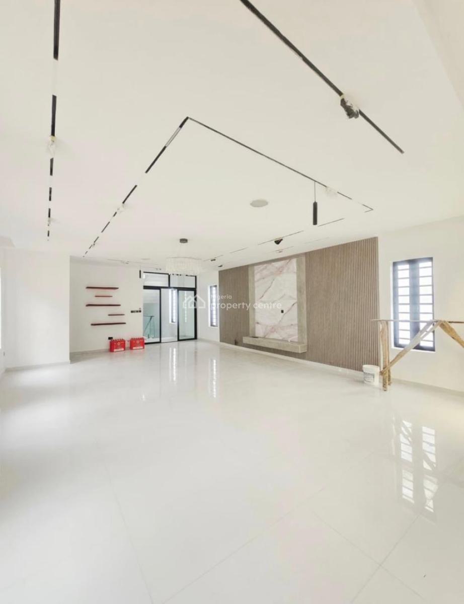 5 Bedroom Fully  Detached Duplex with Swimming Pool, Chevron, Lekki, Lagos, Detached Duplex for Sale
