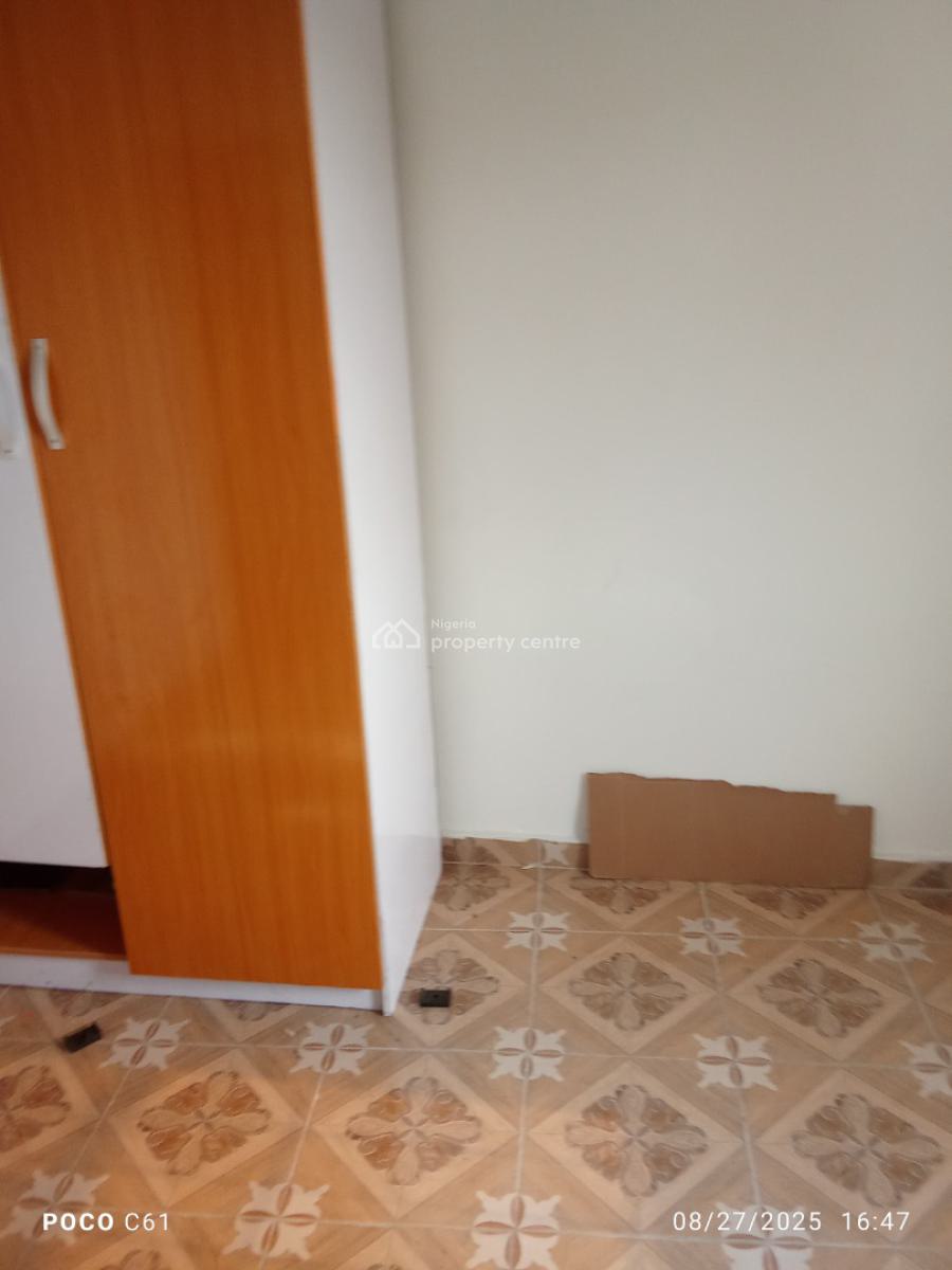 Clean 2 Bedroom Flat Upstairs, Olukonla Lbs, Phase 2, Sangotedo, Ajah, Lagos, Flat / Apartment for Rent