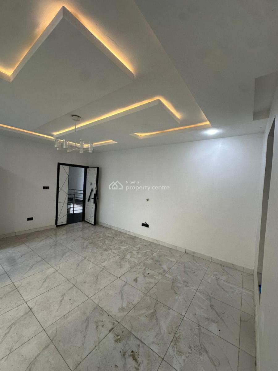 2 Bedroom. Ologolo, Lekki., Ologolo, Lekki, Lagos, Flat / Apartment for Rent