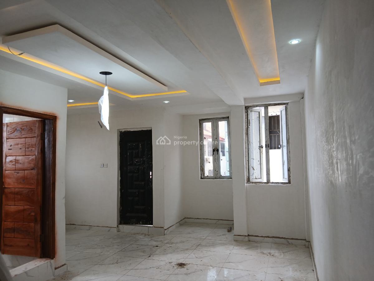 a Newly Built Spacious 2 Bedroom Apartment, Onike, Yaba, Lagos, Flat / Apartment for Rent
