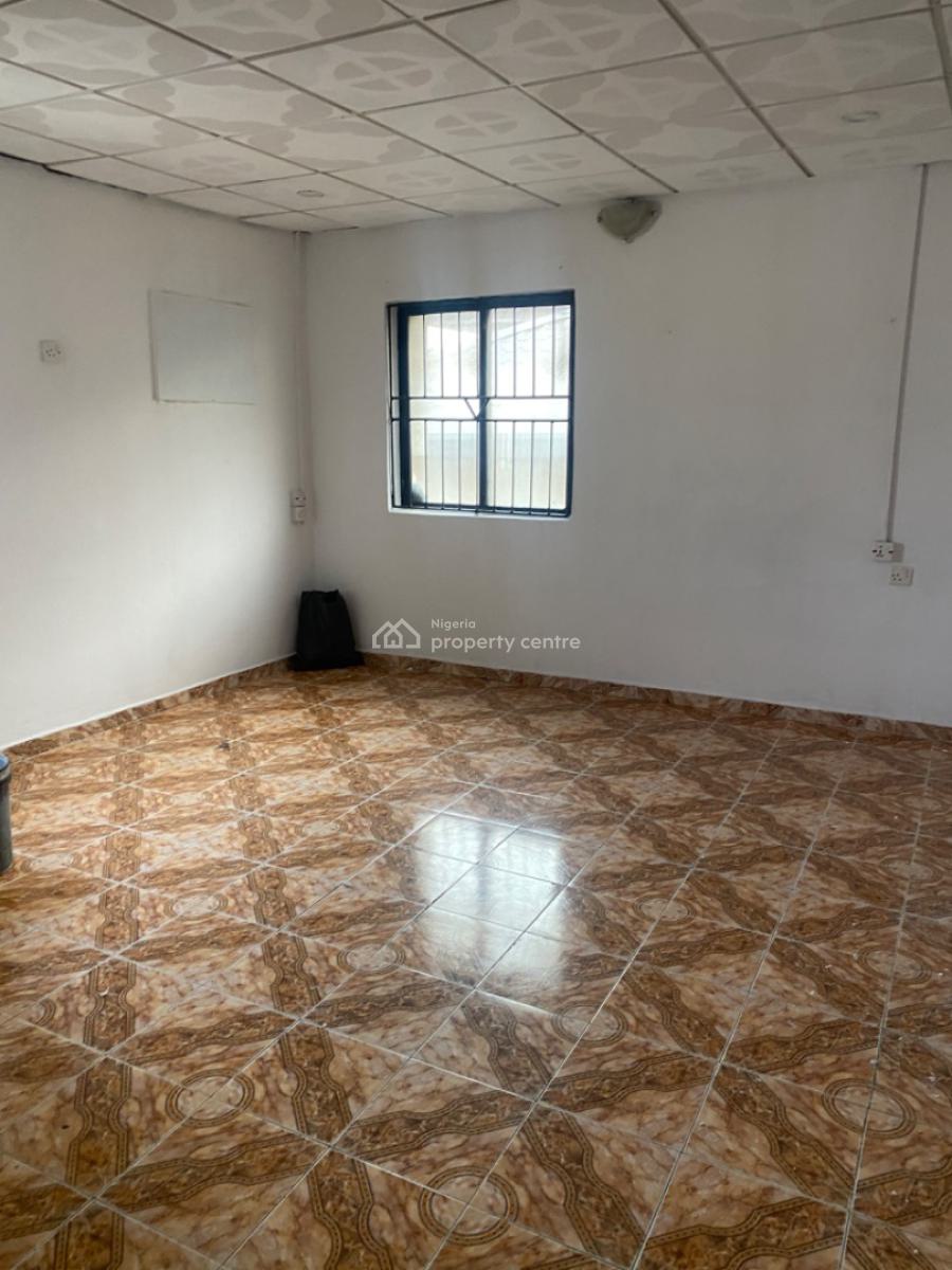 Self Service Selfcontain at Lekki Phase 1, Off Admiralty Way Lekki Phase 1, Lekki Phase 1, Lekki, Lagos, Self Contain (single Rooms) for Rent
