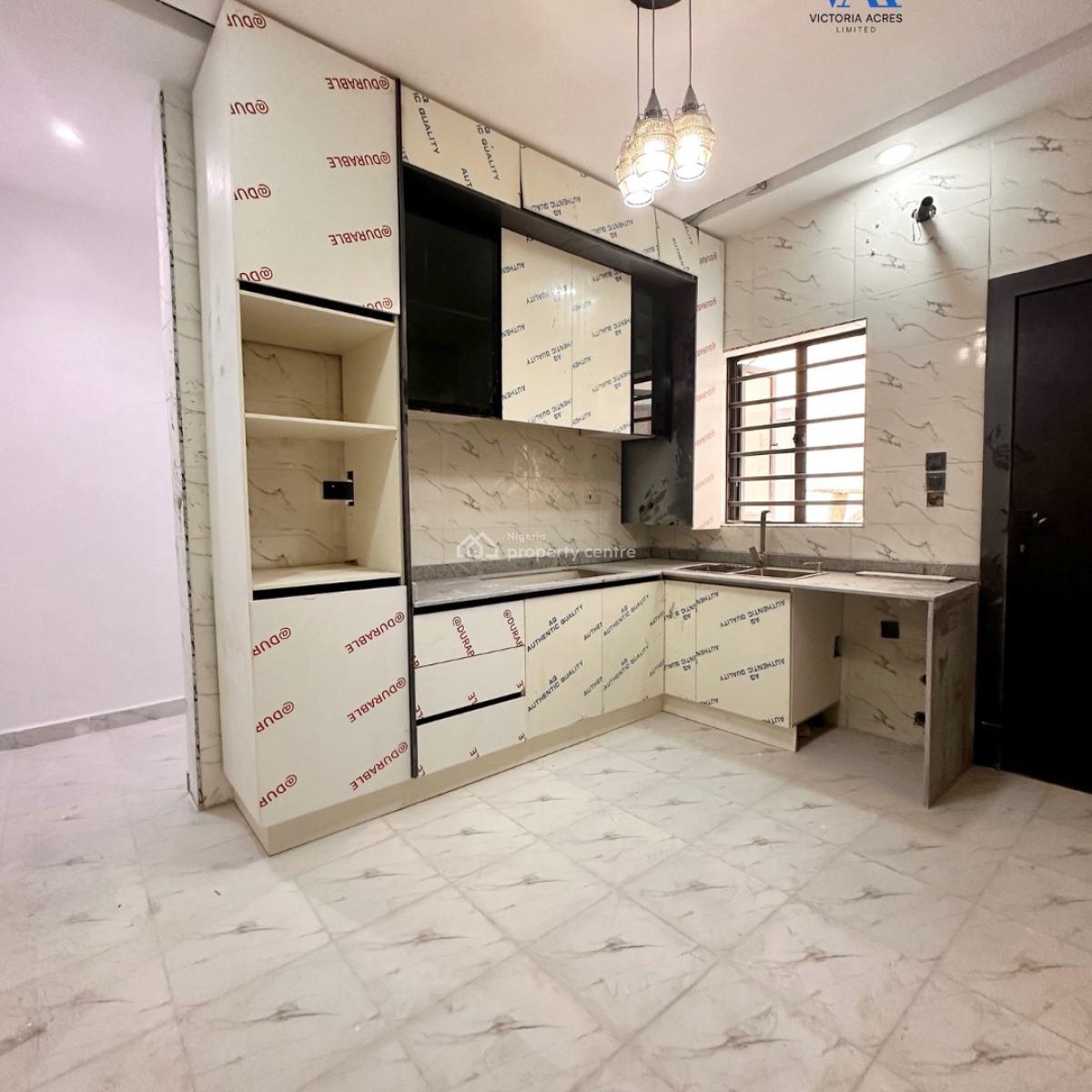 Lovely 2 Bedroom Apartment with Swimming Pool and Bq, Ikate, Ikate, Lekki, Lagos, Block of Flats for Sale