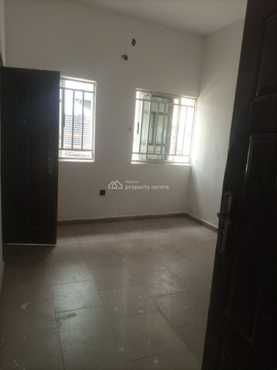 Renovated 3 Bedroom Flat on The Ground Floor, Inside an Estate on Orchid Road, Lekki Lagos, Lekki, Lagos, Flat / Apartment for Rent