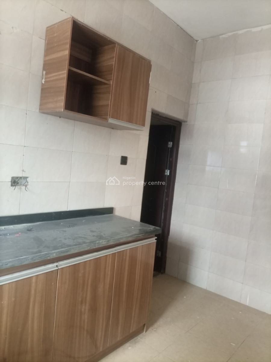 Renovated 3 Bedroom Flat on The Ground Floor, Inside an Estate on Orchid Road, Lekki Lagos, Lekki, Lagos, Flat / Apartment for Rent