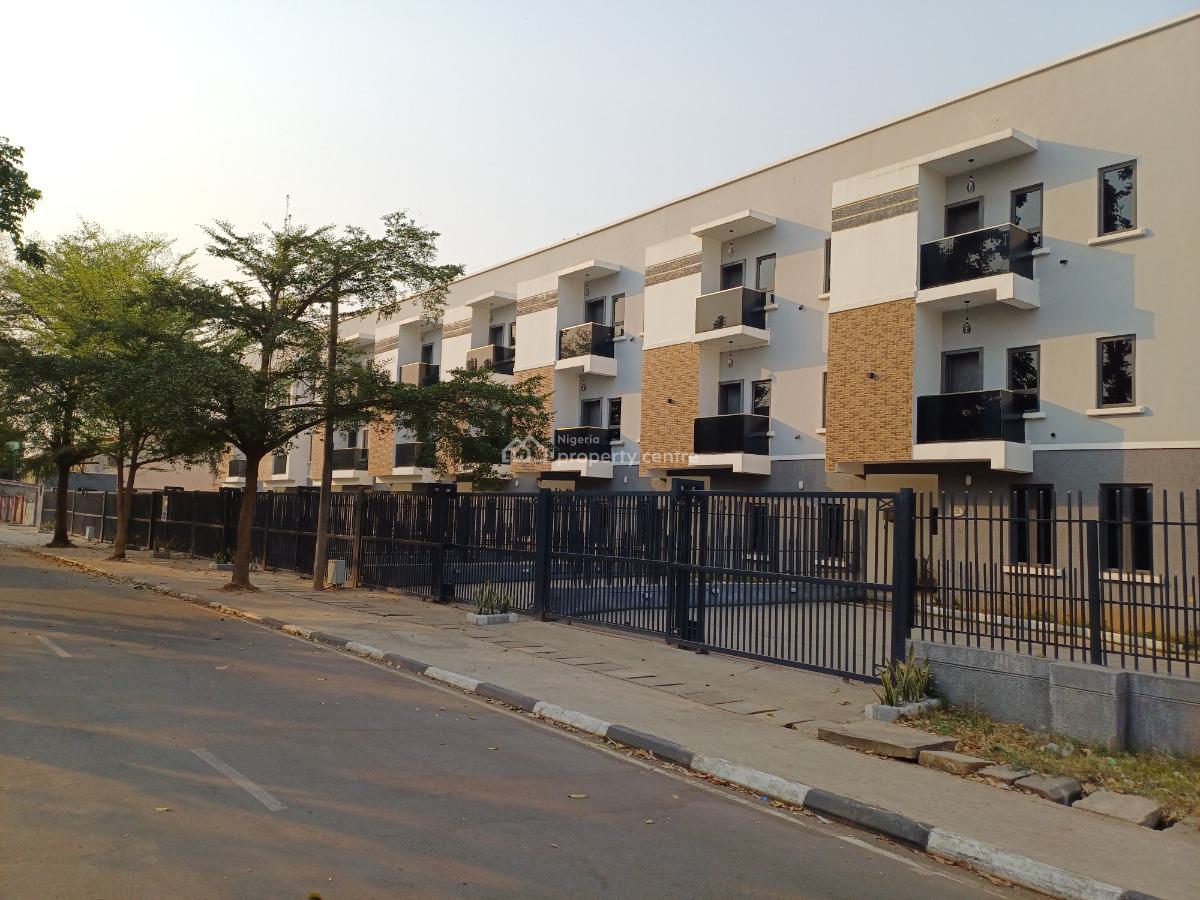 Serviced Self-compound 4 Bedroom Terrace Duplex with Bq, Wuse, Abuja, Terraced Duplex for Rent